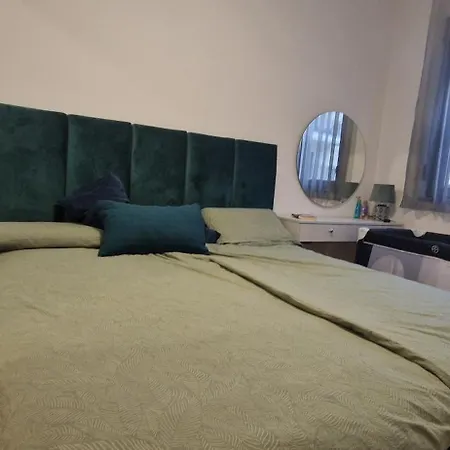 Plava Orhideja Apartment *